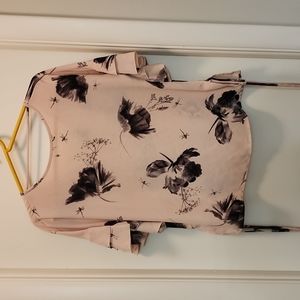 EUC BLUSH PINK WITH BLACK FLOWERS SIDE TIE RUFFLE SLEEVE TOP